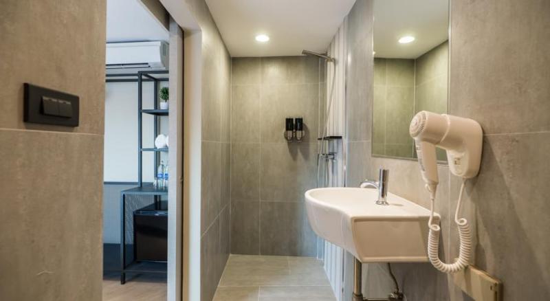 اتاق سوپریور, Lucky House Khaosan
