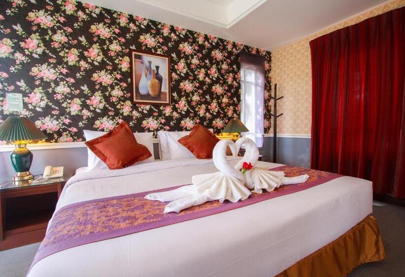 سوئیت با تخت بزرگ, Brookside Valley Resort