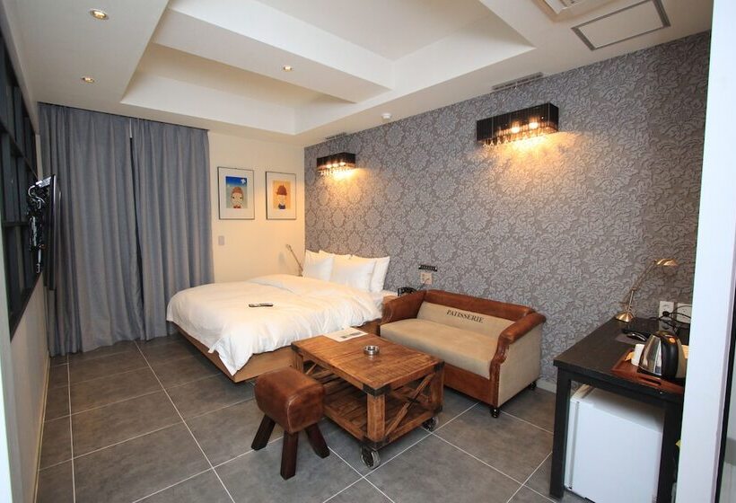 اتاق لوکس, Hound Hotel Changwon Terminal