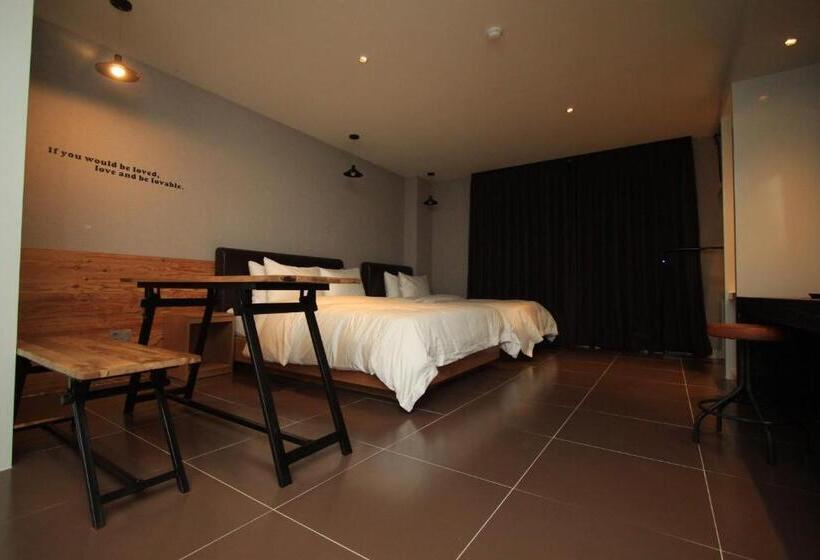 اتاق استاندارد, Hound Hotel Changwon Terminal