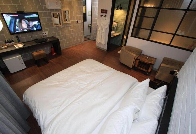 اتاق استاندارد, Hound Hotel Changwon Terminal