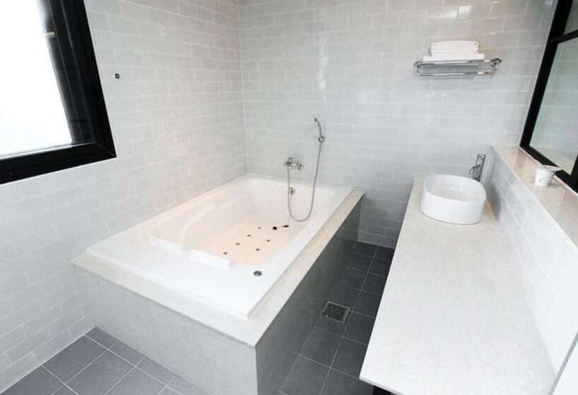 اتاق استاندارد, Hound Hotel Changwon Terminal