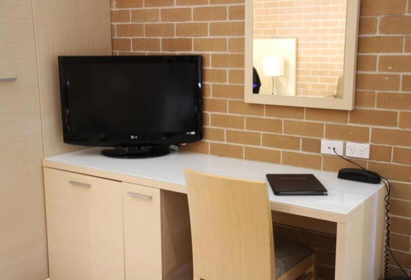 Quarto Estandar, Imperial Motel