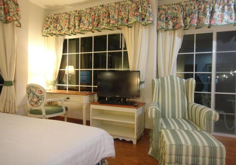 Mini Suite, Kensington English Garden Resort Khaoyai