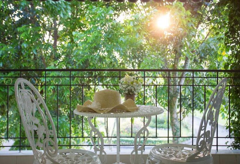 Номер Deluxe, Kensington English Garden Resort Khaoyai