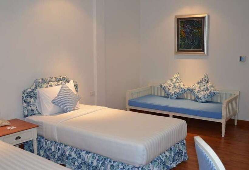 Номер Superior, Kensington English Garden Resort Khaoyai