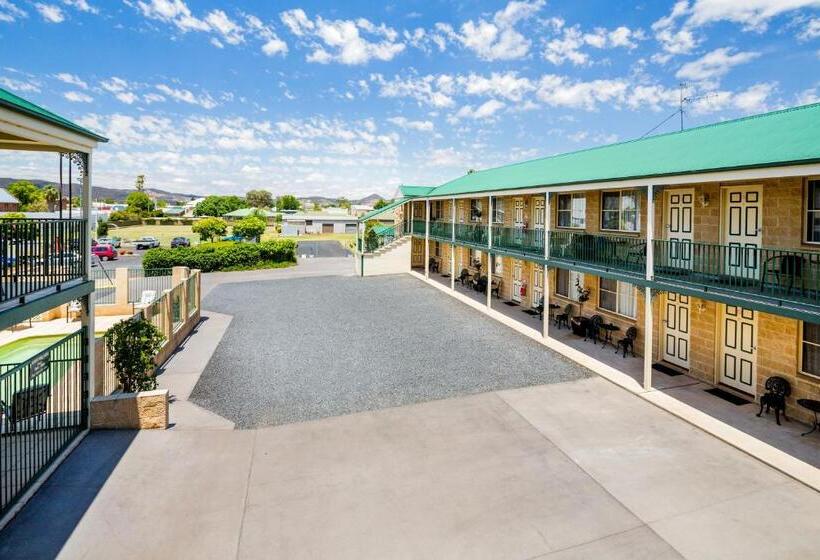 标准间, Soldiers Motel