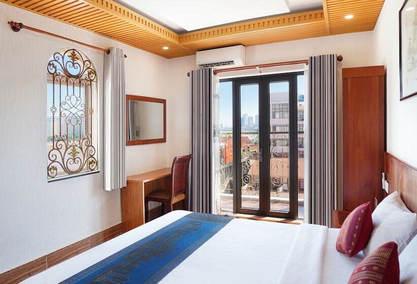 سوییت, Phuminh Hotel Riverside