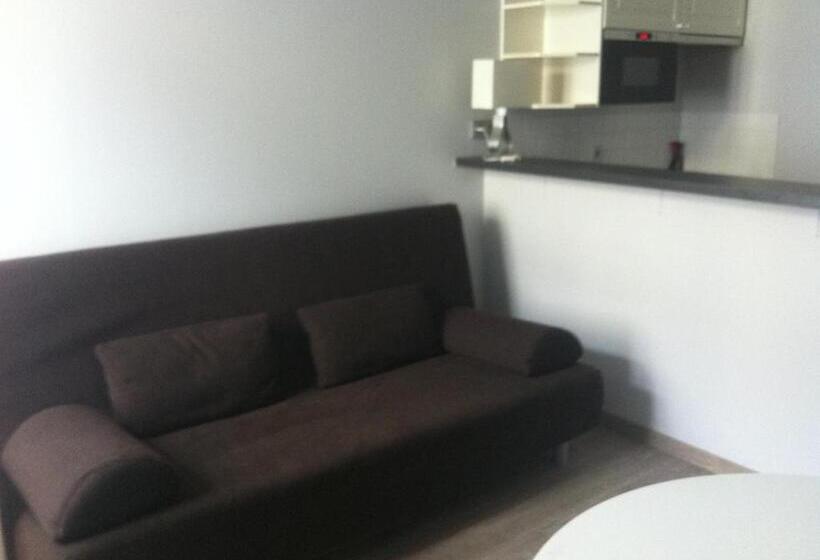آپارتمان 1 خوابه, Vichy Résidencia
