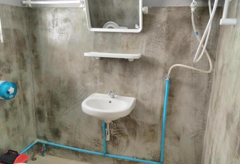 Четырехместный Номер Стандарт, North Star Guest House