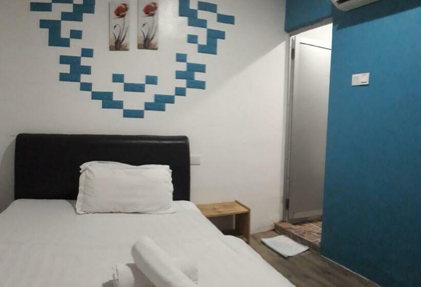 Номер Deluxe, Zamburger Bentong