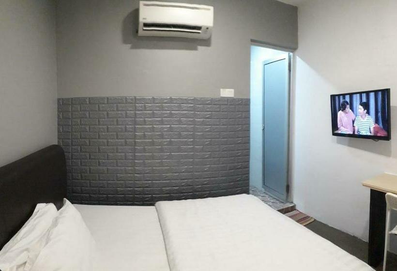 デラックスルーム, Zamburger Bentong