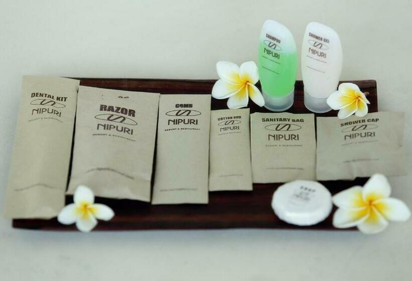 豪华房间, Nipuri Resort And Villas Seminyak By Kamara