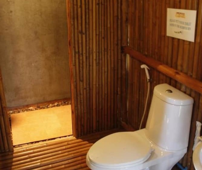 بانگلوی استاندارد, Bamboo Hideaway Resort