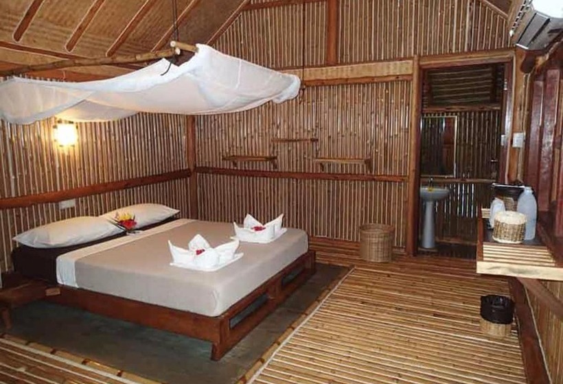 بانگلوی استاندارد, Bamboo Hideaway Resort