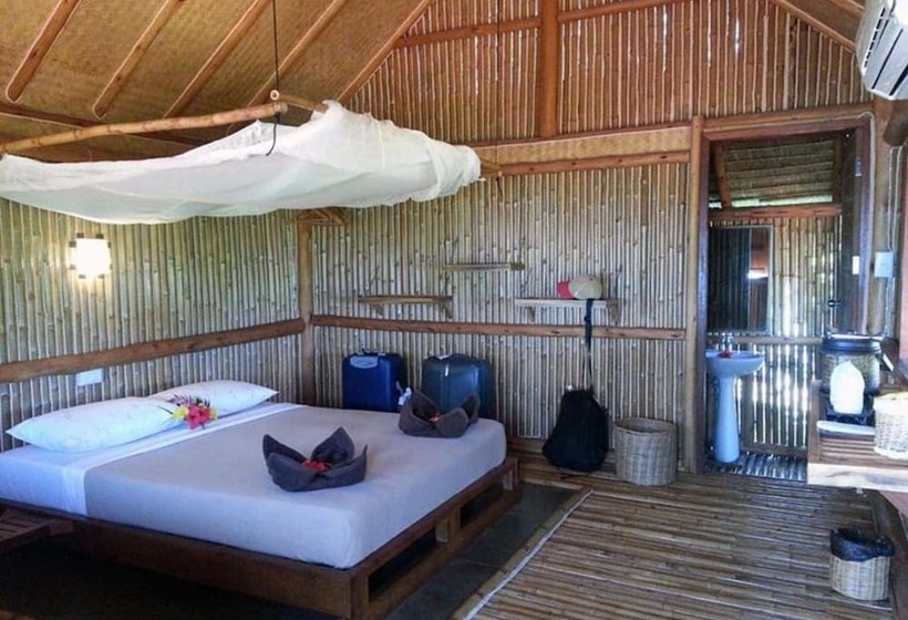 بانگلوی استاندارد, Bamboo Hideaway Resort