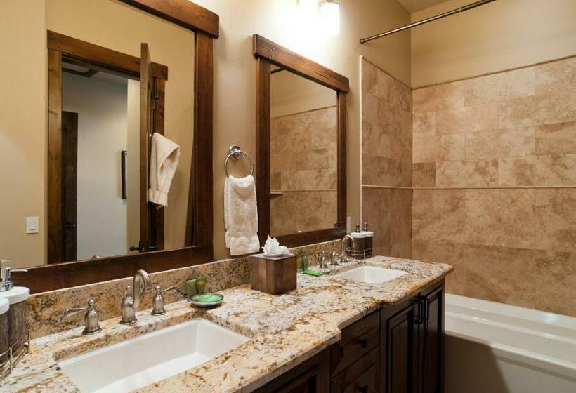 Апартаменты Deluxe 3 Спальни, Juniper Landing By Park City Vacations