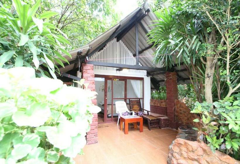 Бунгало Стандарт, Pine Bungalow