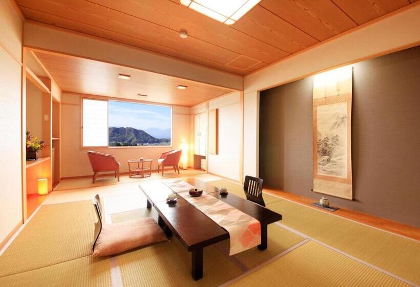 家庭山景房, Tsubakino