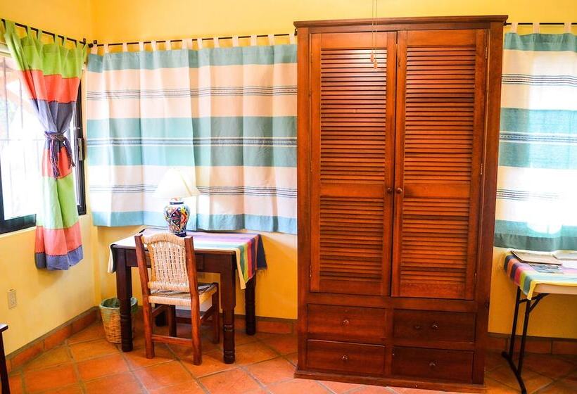 Апартаменты 1 Спальня Вид на Сад, Casamar Suites