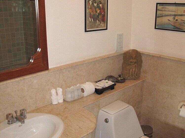 سوییت, Grand Villa La Perla