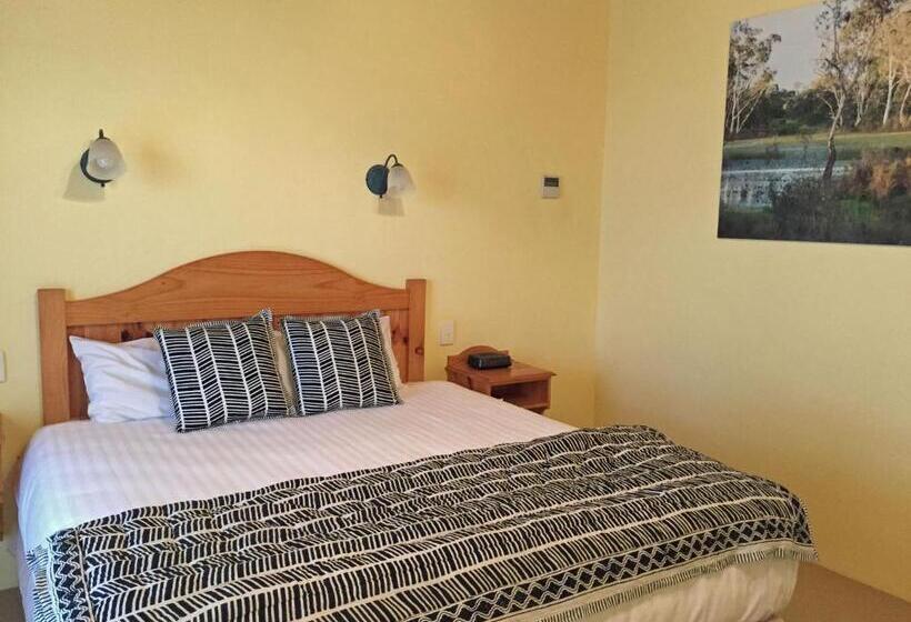 스위트 킹사이즈 침대, Coonawarra Place Motor Inn