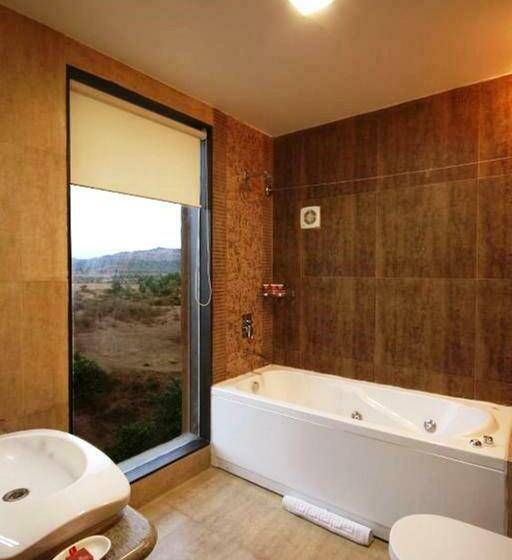 Номер Стандарт, Aakar Lords Inn Saputara