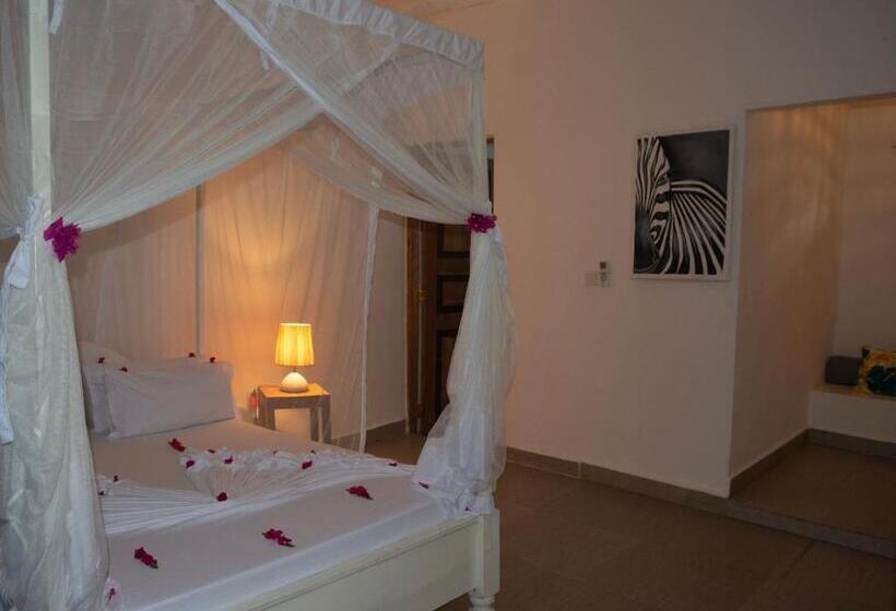 Номер Стандарт с Балконом, Bahati Villa