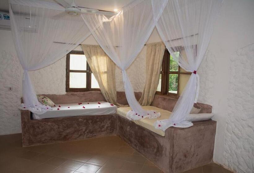 Бунгало Deluxe, Bahati Villa