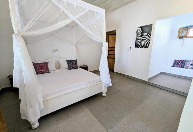 Номер Стандарт с Балконом, Bahati Villa