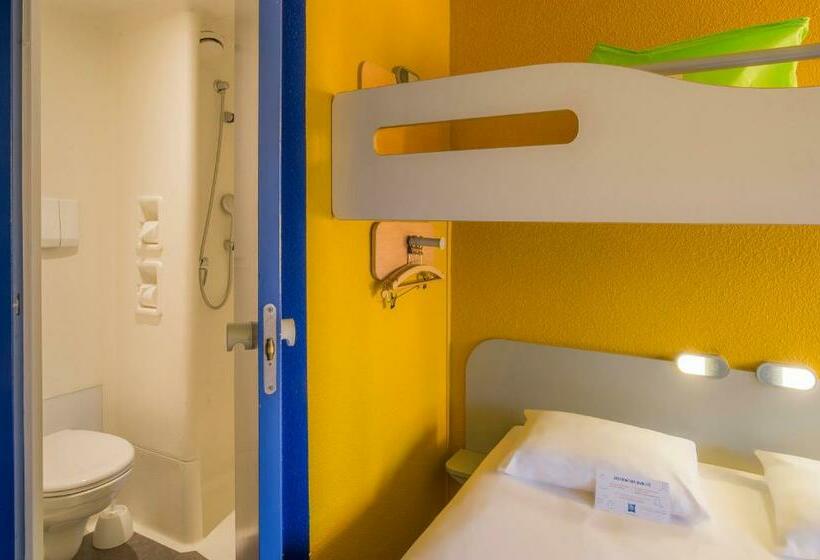 Трехместный Номер Deluxe, B&b Hotel Cergy Pierrelaye