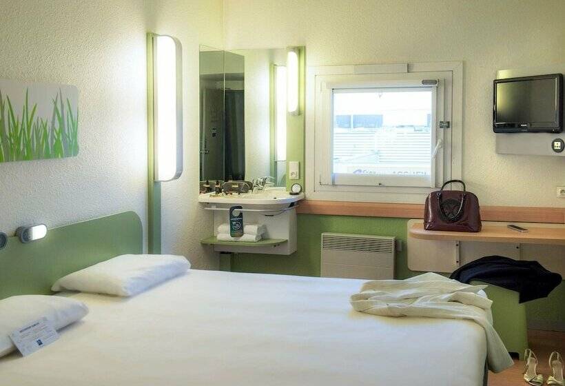 Номер Стандарт, B&b Hotel Cergy Pierrelaye
