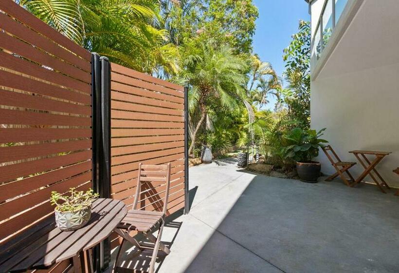 Апартаменты 3 Спальни, Noosa Boutique Apartments & Elkhorn Villas