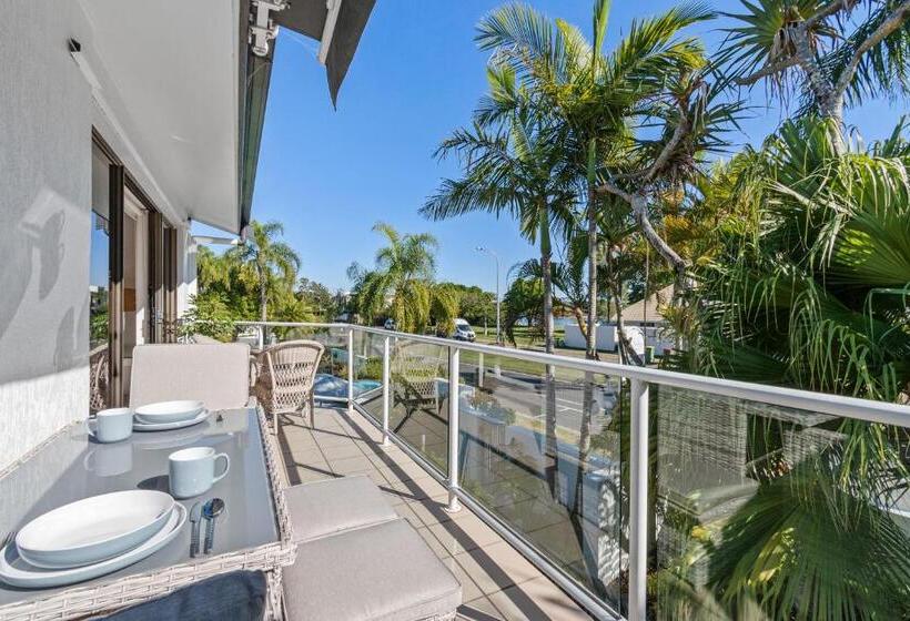 Апартаменты 2 Спальни, Noosa Boutique Apartments & Elkhorn Villas