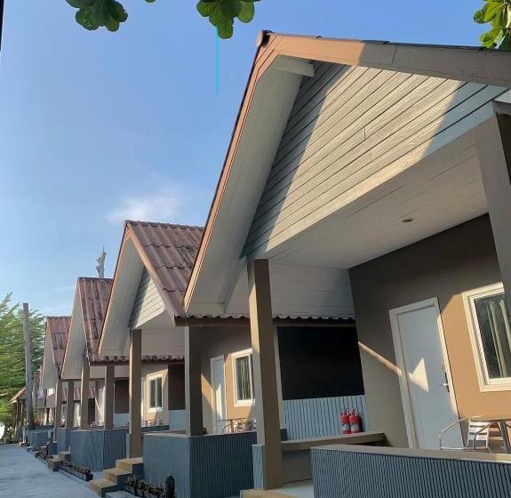 Номер Deluxe, Bella Vista Beach Resort Koh Lipe