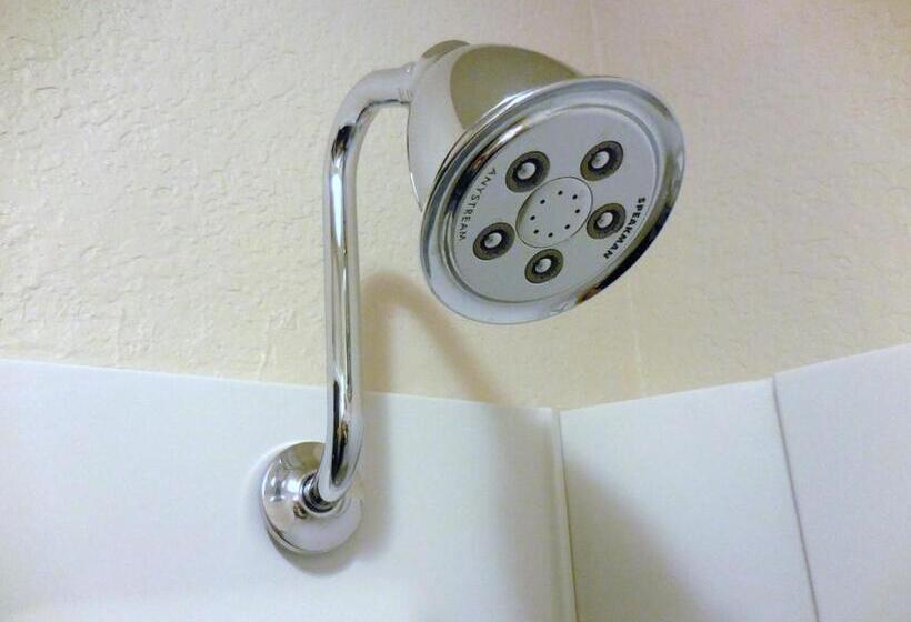 스위트, Silverstone Inn & Suites Spokane Valley
