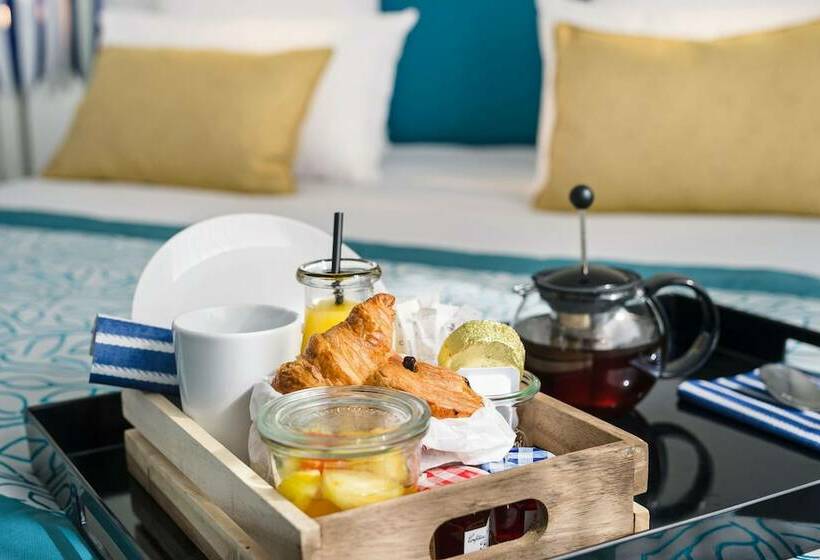 Номер Superior, Golden Tulip Marseille Euromed