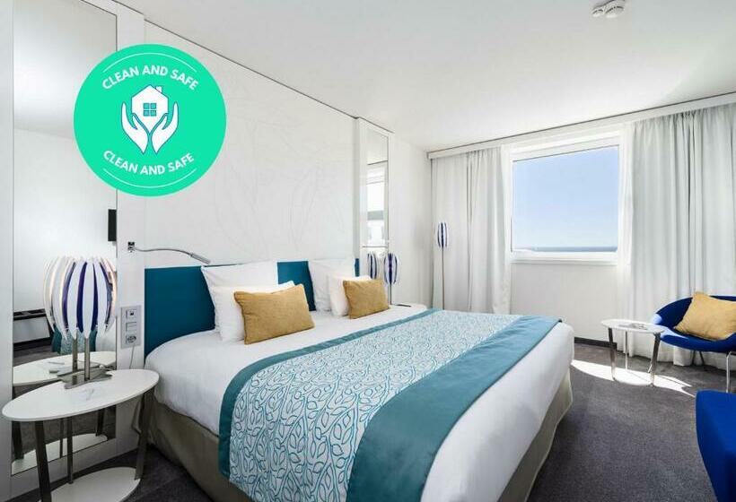 Номер Стандарт Вид на Море, Golden Tulip Marseille Euromed