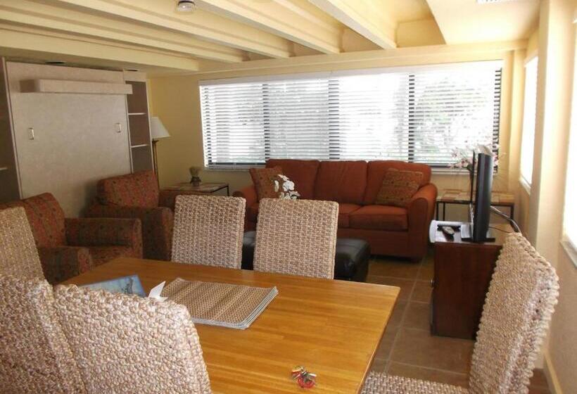 דירת חדר, Hollywood Sands Resort