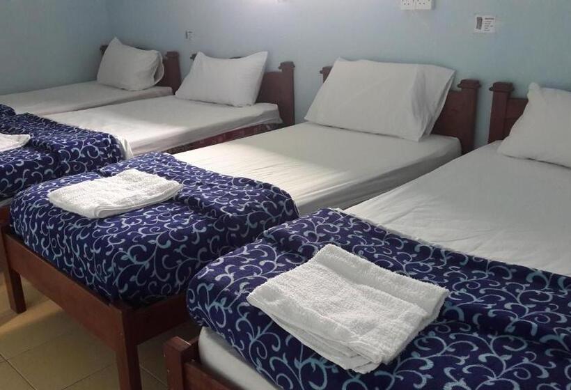 Economy Quadruple Room, Pangkor Fish House