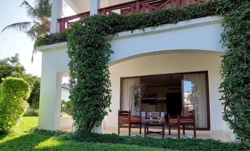 Семейный Номер, Prideinn Paradise Beach Resort & Spa Mombasa