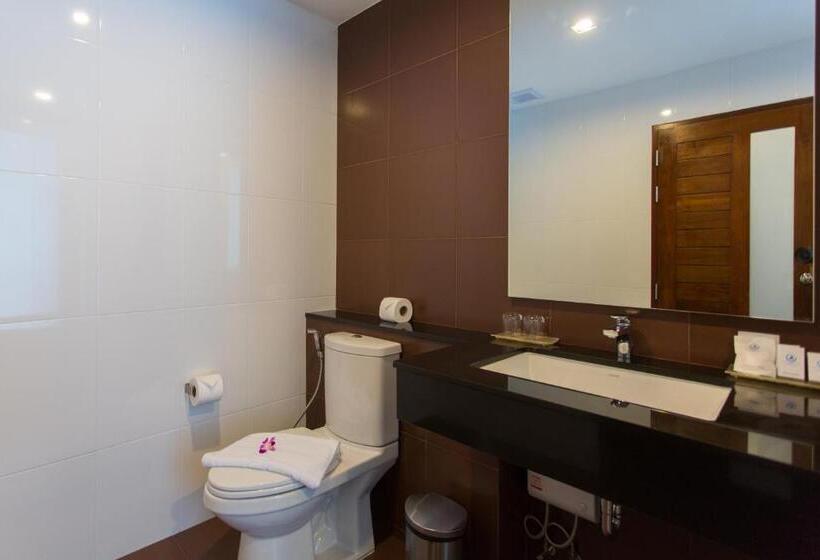 패밀리 룸, The Phu Beach Hotel   Sha Plus
