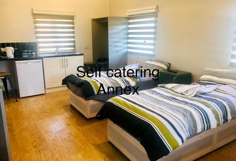 Номер Стандарт Вид на Сад, Elmcroft Guest House