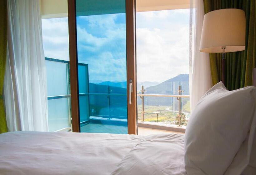 Номер Deluxe, Dongwon Youthhostel