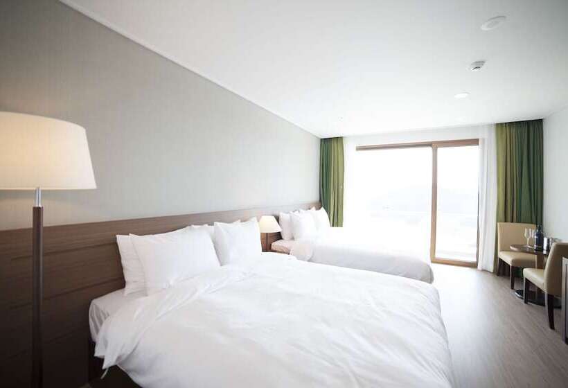 Номер Deluxe, Dongwon Youthhostel