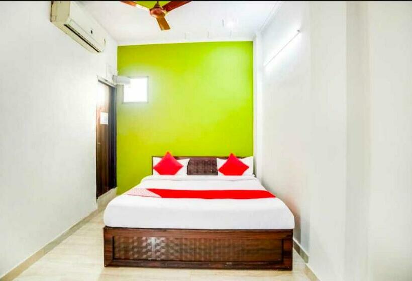 Трехместный Номер Классика, Oyo Flagship 81126  Lime Tree Residency