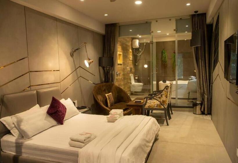 سوئیت پرزیدنت, Fabhotel Prime Welcome Palace