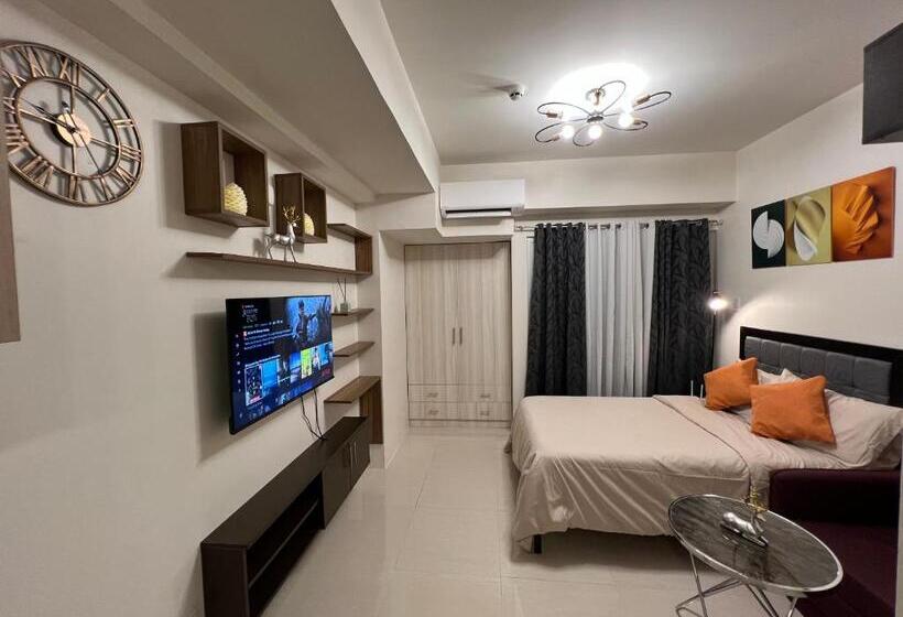 إستديو قياسى مزود بشرفة, Inspiria Tower Condominium 1126