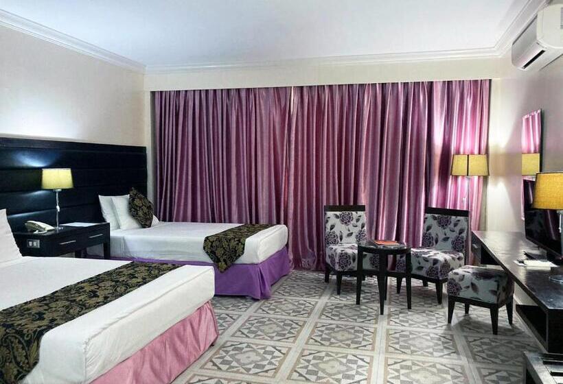 Студия Стандарт, Fiesta Garden Hotel By Sms Hospitality
