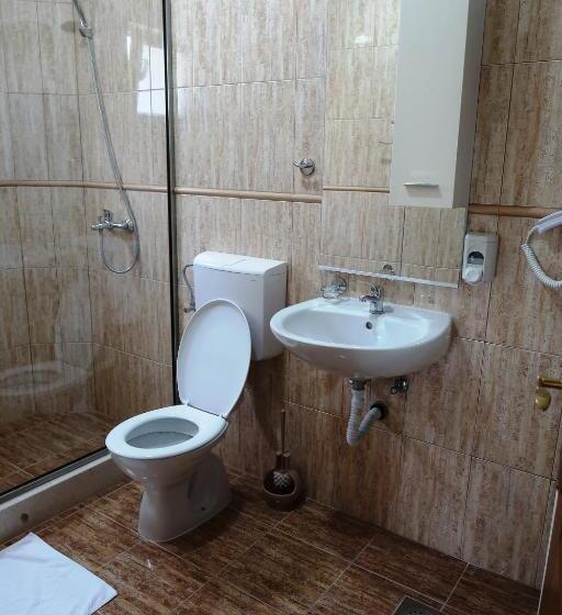 آپارتمان 1 خوابه با چشم‌انداز استخر, Apartments Maxi Katić